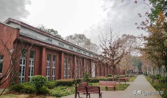 走进华中科技大学武昌分校，探寻特色与成就