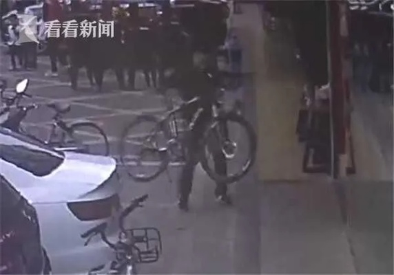 单车夜行，偷窃后的仓皇与归途