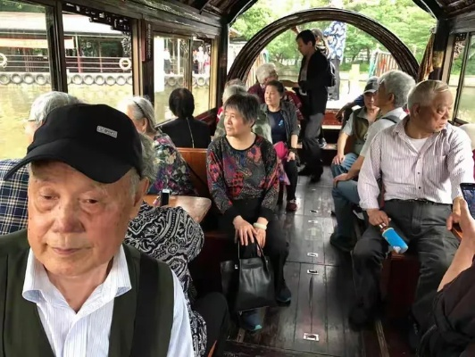 无健康码大爷的浙江行