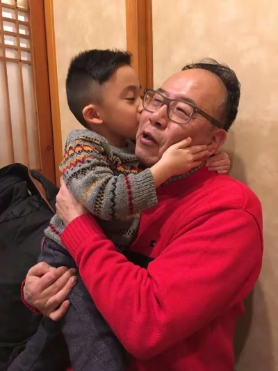 祖孙五代的喊爸传承，爱的接力