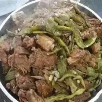 哈尔滨惊现萌化人心的小土豆挂件