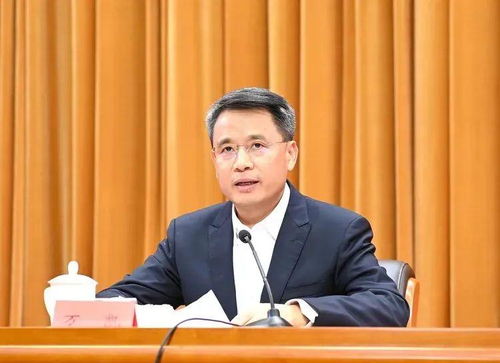 陈金山辞去重庆市副市长职务，人事变动的意义与展望