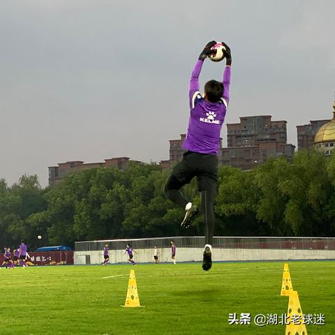 常州队遭遇早场打击，开场仅4分半失球