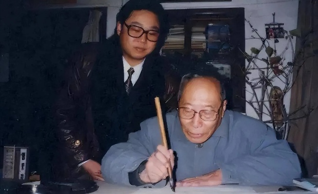 风雨中的坚守与传承——爱新觉罗·溥任