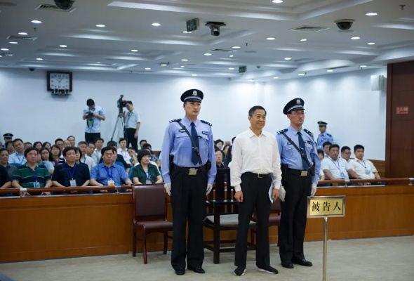 薄熙来之妻与权力迷宫的伦理困境