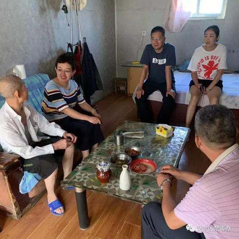 坚决打击毒品犯罪，守护社会健康安宁——17名男女KTV聚众吸毒案纪实