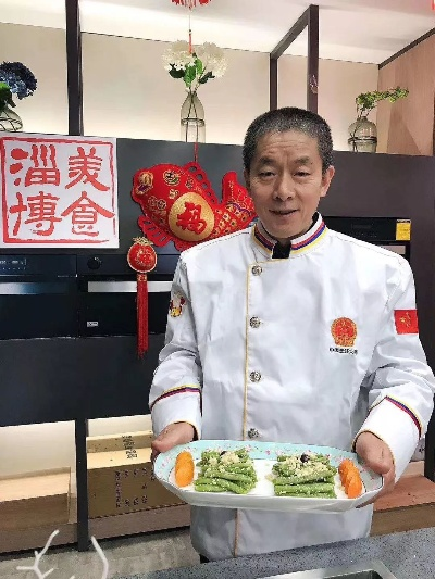 八大名厨贺新春，佳肴盛宴迎福来