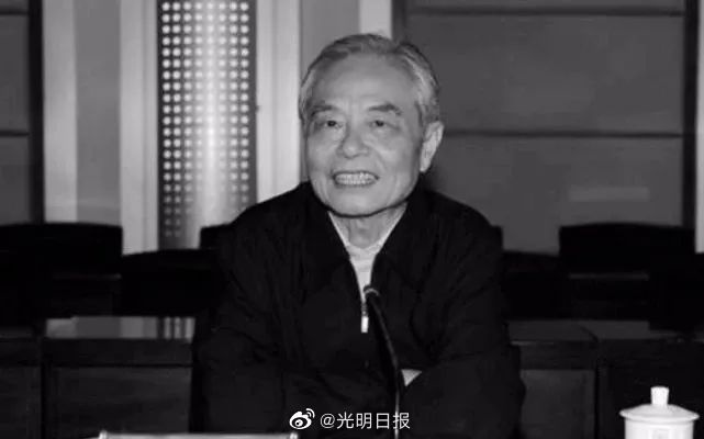 侯杰昌，时代引领者的杰出风采