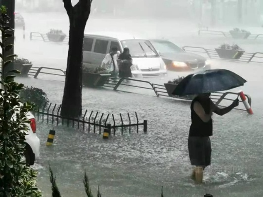 18省区市将现大到暴雨，气象灾害防范刻不容缓