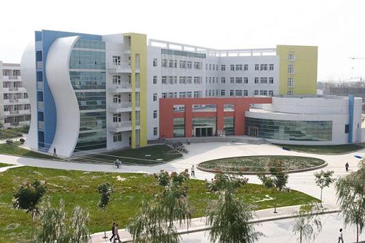 青岛师范专科学校，培育教育人才的摇篮