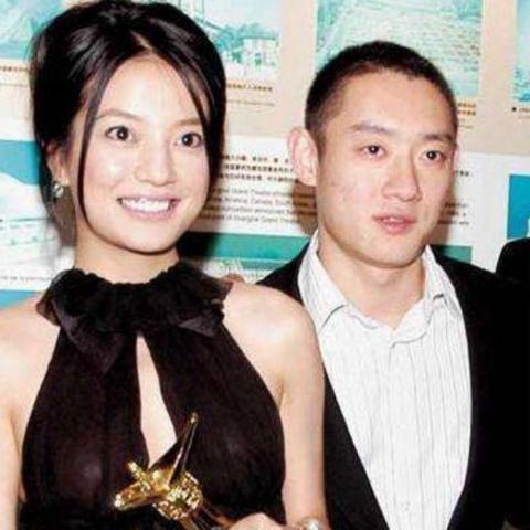 赵薇黄有龙婚纱照引发广泛关注与讨论
