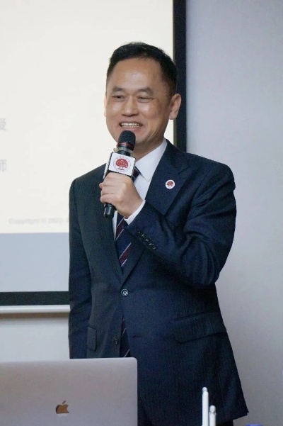 陈久福，卓越企业家与领导者的典范