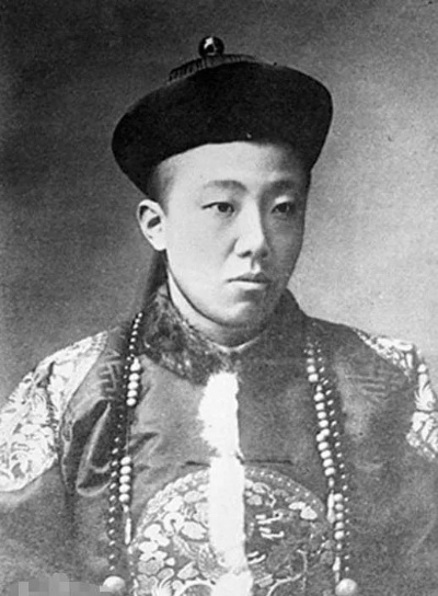爱新觉罗·韪龢，历史的印记与传承