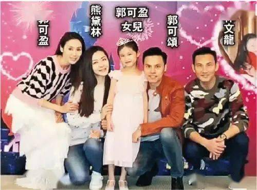 演唱会出轨事件背后的婚姻危机，夫妻双双出轨真相揭秘