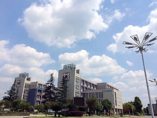 四川工商职业学院，卓越技能人才的培养摇篮