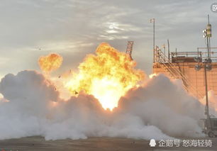 深山惊现火球异象，村民目击火箭坠落爆炸